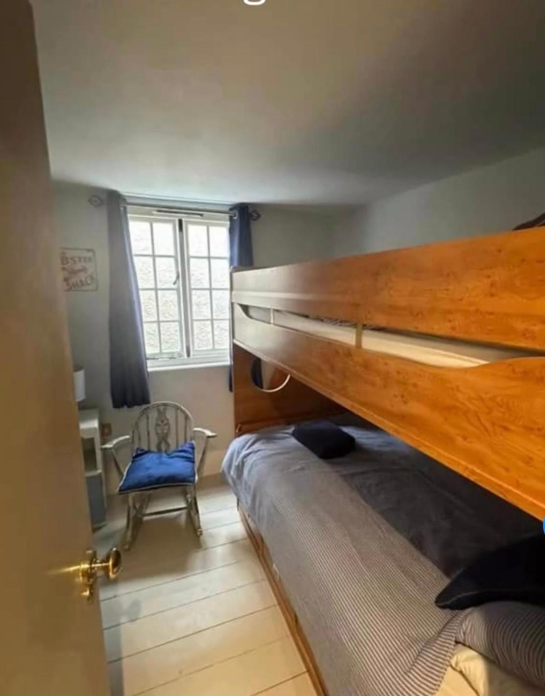 Little Monmouth 4 Bedroom Cottage, Old Town Lyme Regis, Dog Friendly And Parking エクステリア 写真