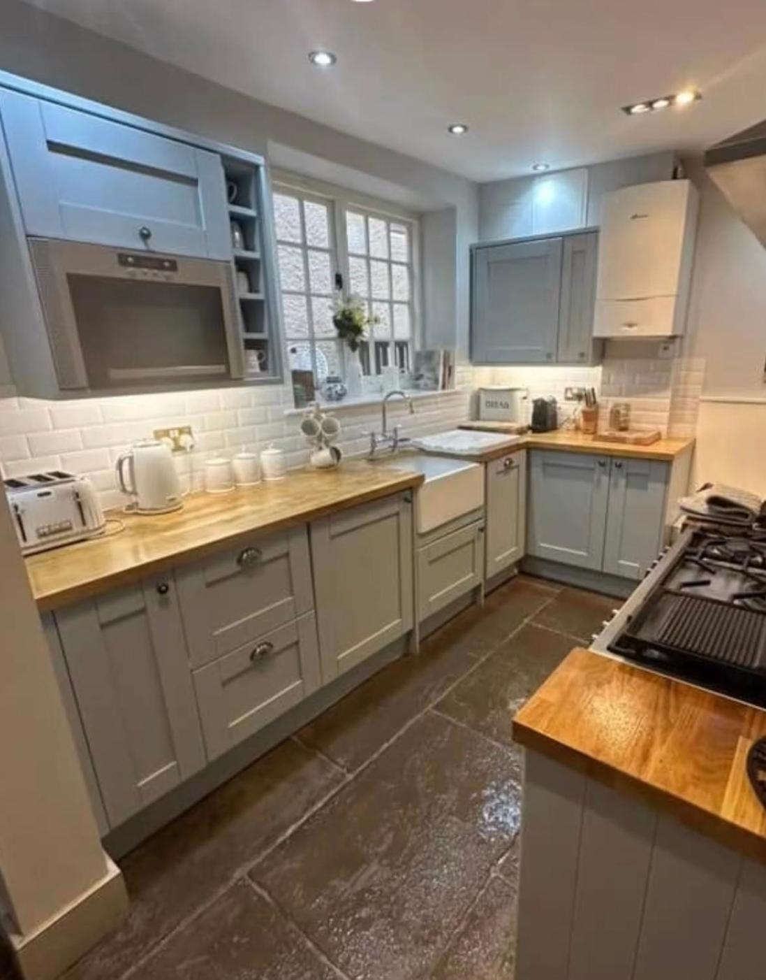 Little Monmouth 4 Bedroom Cottage, Old Town Lyme Regis, Dog Friendly And Parking エクステリア 写真