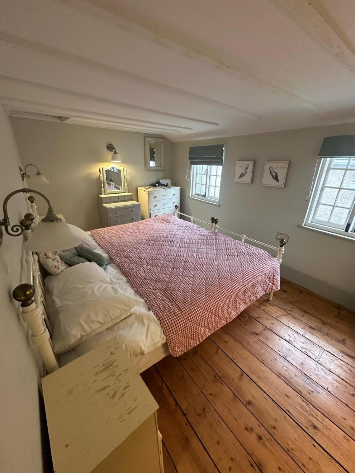 Little Monmouth 4 Bedroom Cottage, Old Town Lyme Regis, Dog Friendly And Parking エクステリア 写真