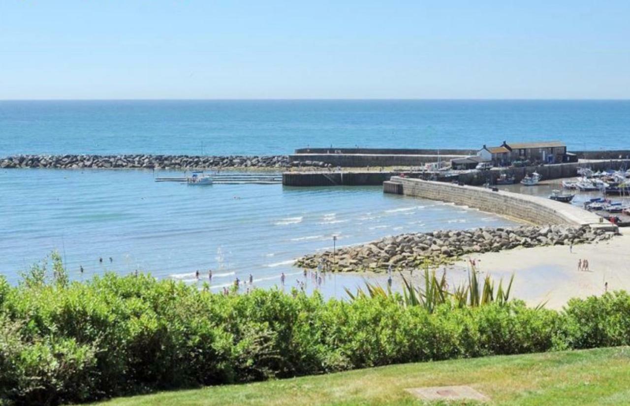 Little Monmouth 4 Bedroom Cottage, Old Town Lyme Regis, Dog Friendly And Parking エクステリア 写真